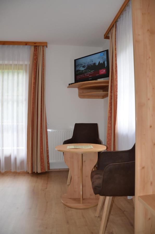 Haus Wally Neustift im Stubaital Luaran gambar