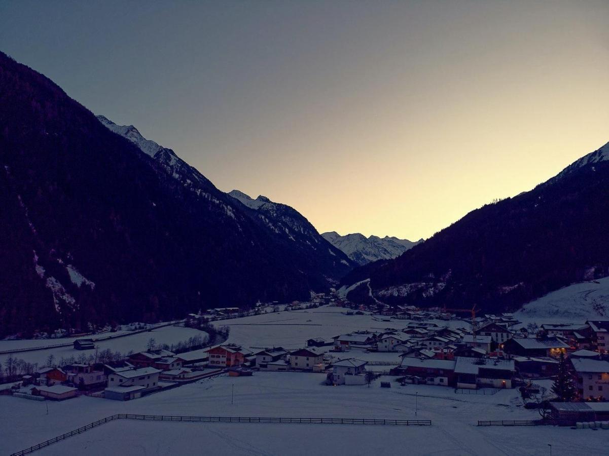Haus Wally Neustift im Stubaital Luaran gambar