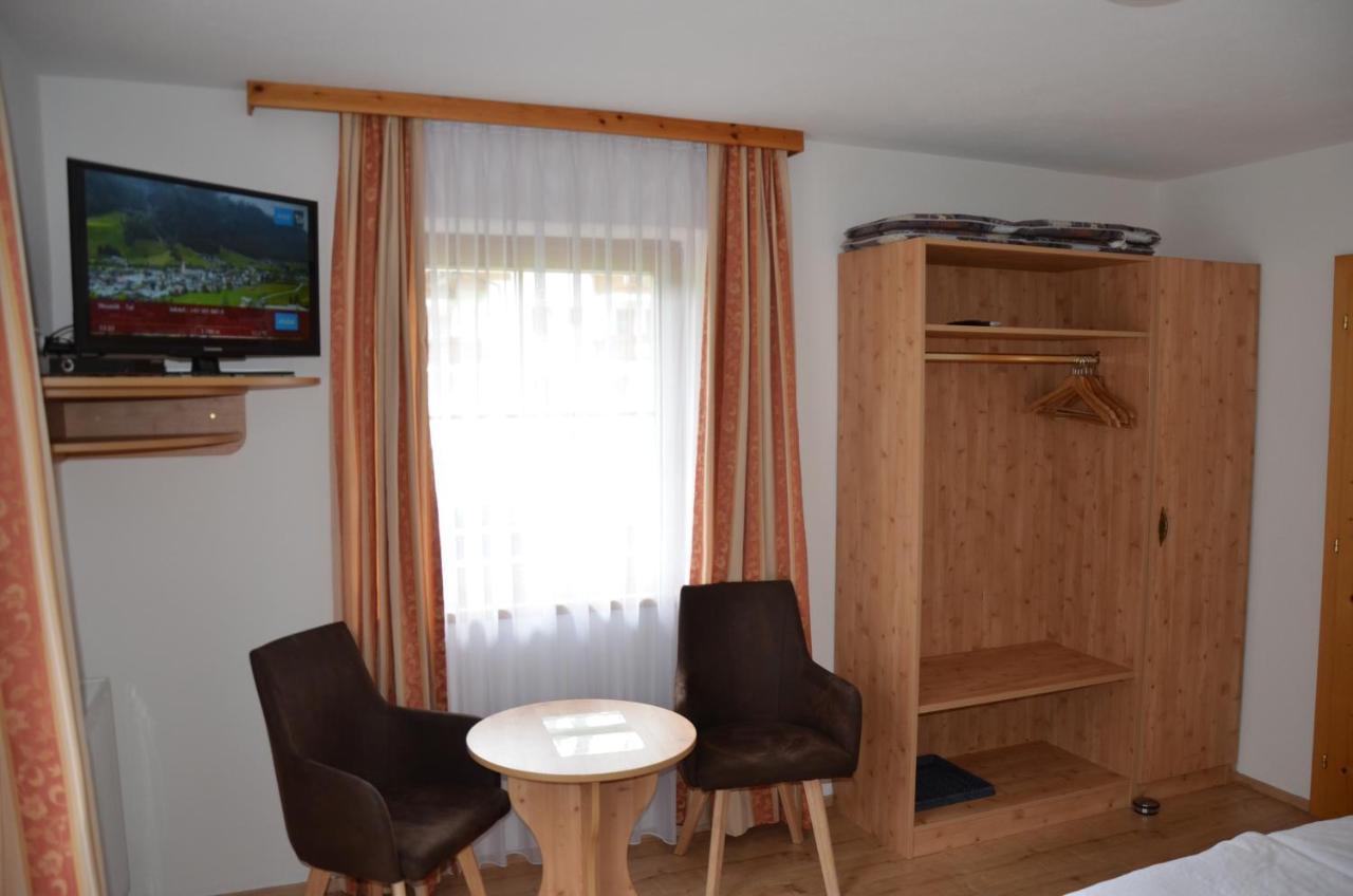 Haus Wally Neustift im Stubaital Luaran gambar